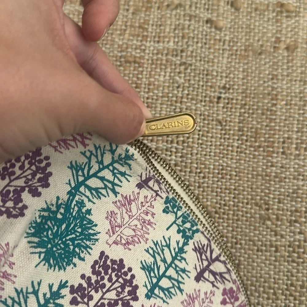 NEW Clarins Feed 10 Canvas Tree Print Cosmetic Makeup Bag Pouch Clutch Case